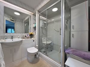 Photo 14- click for photo gallery